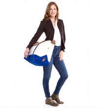 Load image into Gallery viewer, Weekender Bag